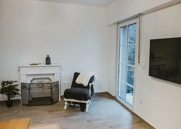 Schneeweiss * ווינטרברג